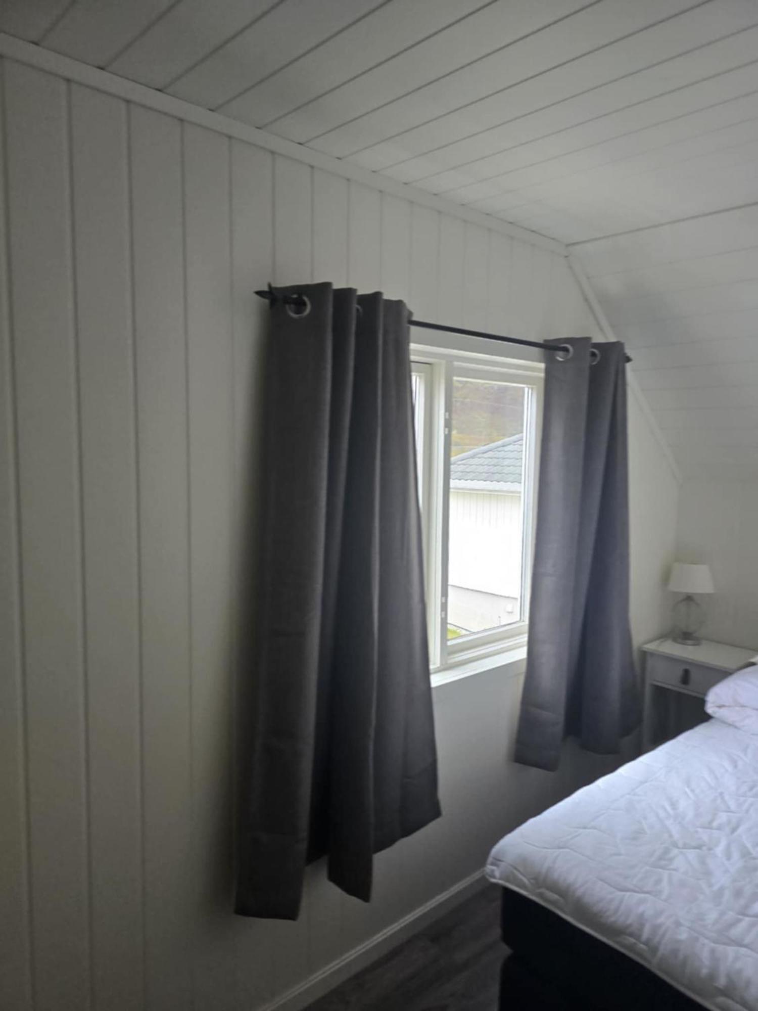 Reine Mountain View Retreat